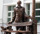 В Луганске открыли памятник Майклу Matusovsky