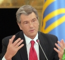 Yushchenko желает приспособить отношения с Россией, но рассматривает, что это виновно больше