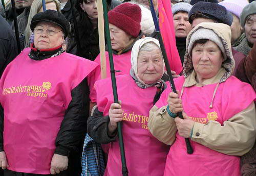 Антиправительственная встреча в Луганске забрала приблизительно 10 тысяч человек (фотография)